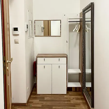 Apartments Valencia 卡罗维发利 外观 照片